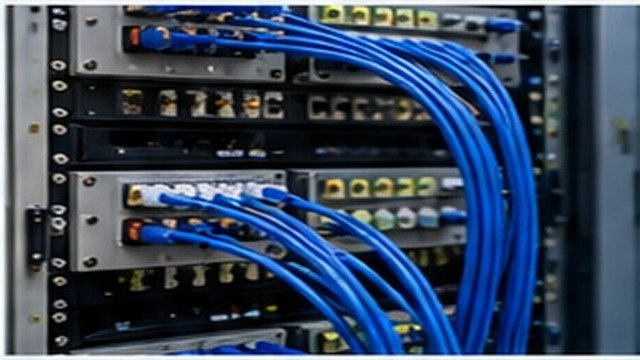 Comunicaciones y Tecnología